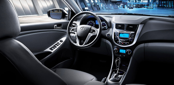 Hyundai Accent 5 cửa